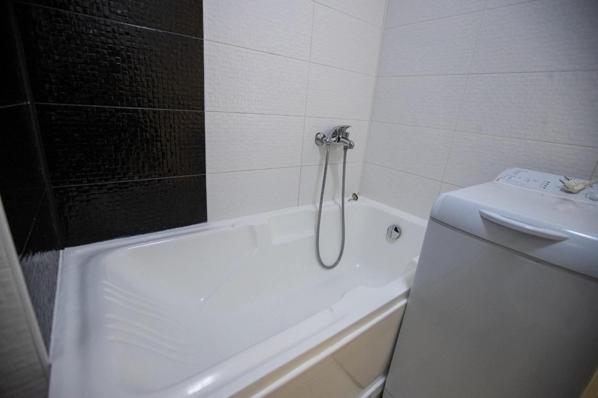 Lake View Double Balcony City Center Apartment In Ohrida Exterior foto