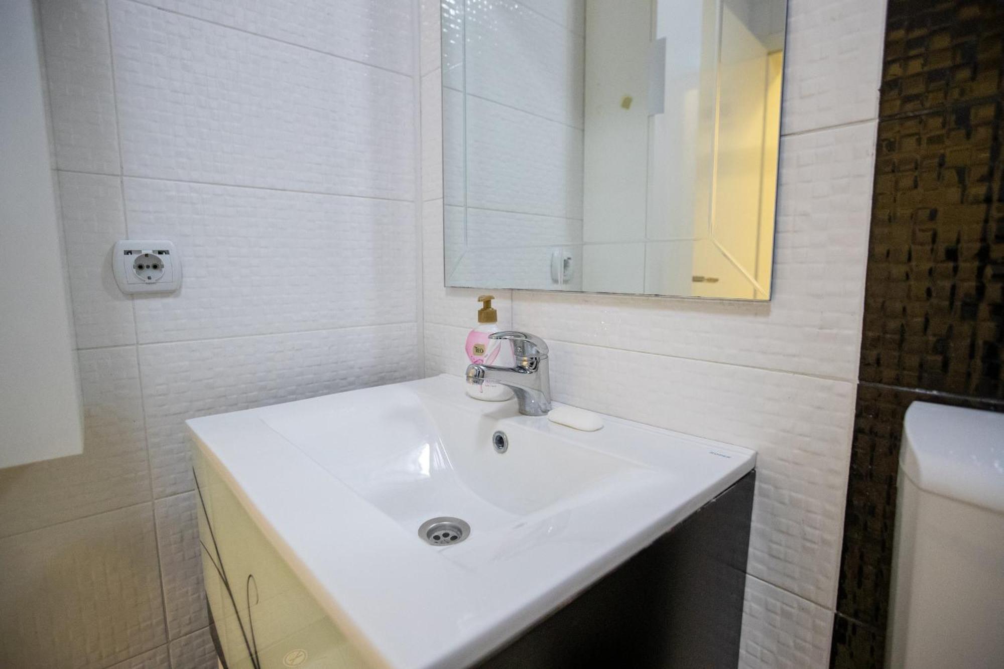 Lake View Double Balcony City Center Apartment In Ohrida Exterior foto